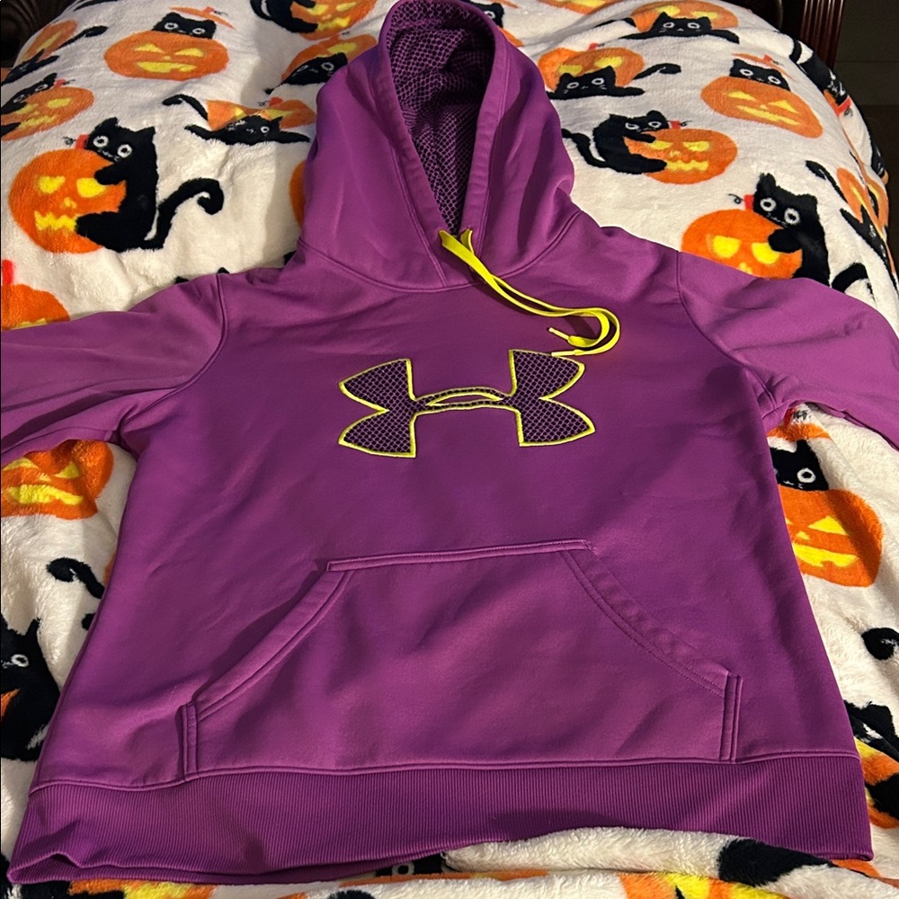 Under Armour purple Hoodie with Neon Yellow Accent